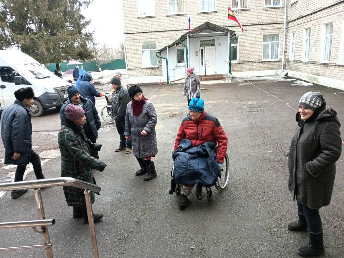Для проживающих нашего дома была организована дискотека