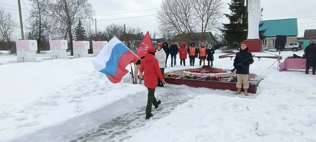 8 февраля 1943 года, было освобождено село Верхний Любаж Фатежского района от немецко-фашистских оккупантов